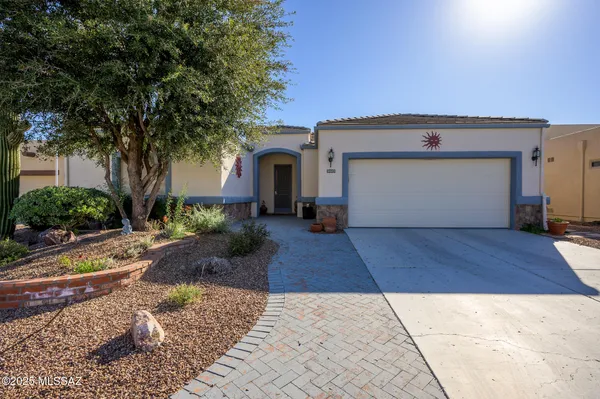 Property Slideshow image 3 of 48 | 3445 s abrego dr, Green Valley, AZ, 85614