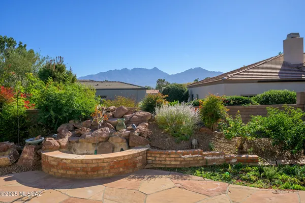 Property Slideshow image 2 of 48 | 3445 s abrego dr, Green Valley, AZ, 85614