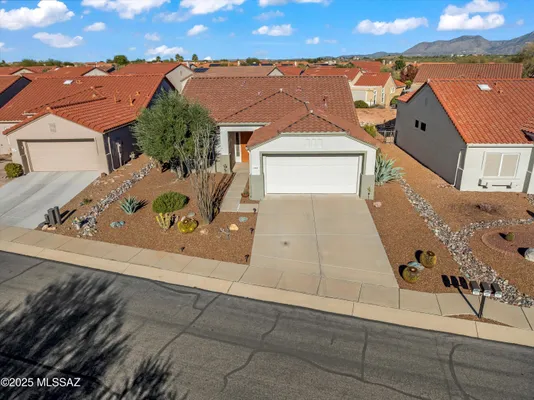 Property Slideshow image 2 of 41 | 2303 e indian town way, Oro Valley, AZ, 85755