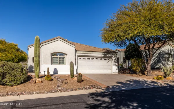 Property Slideshow image 2 of 45 | 5312 w tortolita flats ln, Marana, AZ, 85658