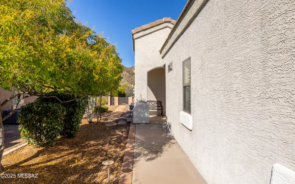 Property Slideshow image 3 of 45 | 5312 w tortolita flats ln, Marana, AZ, 85658