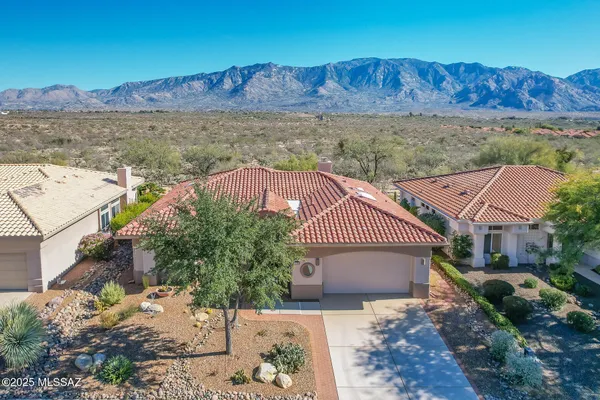 Property Slideshow image 2 of 44 | 14508 n lost arrow dr, Oro Valley, AZ, 85755