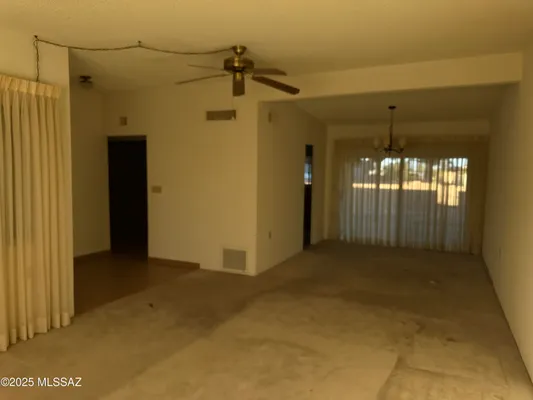 Property Slideshow image 3 of 21 | 332 w via bacanora, Green Valley, AZ, 85614