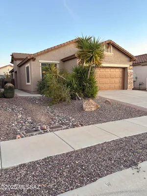 Property Slideshow image 2 of 30 | 290 w calle del estribo, Sahuarita, AZ, 85629