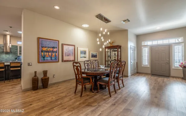 Property Slideshow image 2 of 49 | 5062 w coyote gulch loop, Marana, AZ, 85658