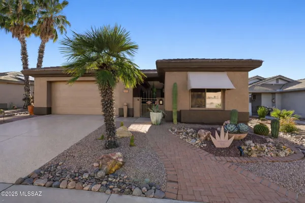 Property Slideshow image 2 of 51 | 4685 s pinnacle peak dr, Green Valley, AZ, 85622