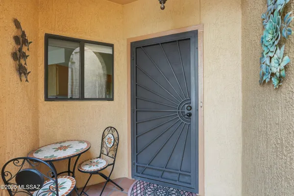 Property Slideshow image 2 of 22 | 14014 n green tree dr, Oro Valley, AZ, 85755