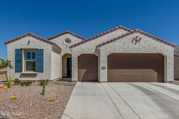 Property Slideshow image 3 of 44 | 1936 n star view ln, Green Valley, AZ, 85614