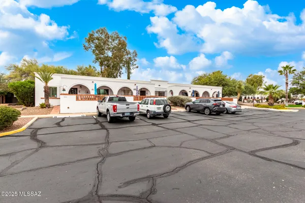 Property Slideshow image 3 of 37 | 456 s paseo pena c, Green Valley, AZ, 85614