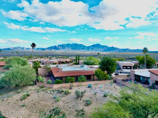 Property Slideshow image 2 of 42 | 3372 s calle del albano, Green Valley, AZ, 85622