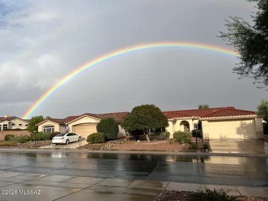 Property Slideshow image 3 of 3 | 2065 e bighorn mountain dr, Oro Valley, AZ, 85755