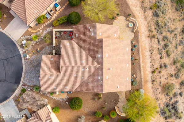 Property Slideshow image 2 of 51 | 32312 s agarita dr, Oracle, AZ, 85623