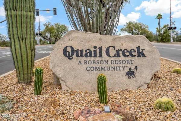 Property Slideshow image 2 of 42 | 941 n desert deer pass, Green Valley, AZ, 85614