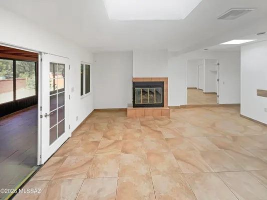 Property Slideshow image 3 of 20 | 2016 s san vincent dr, Green Valley, AZ, 85614