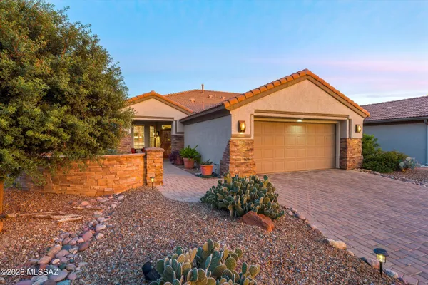 Property Slideshow image 3 of 50 | 13298 n heritage gateway ave, Marana, AZ, 85658