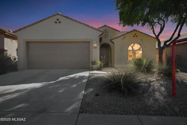 Property Slideshow image 2 of 51 | 13988 e huppenthal blvd, Vail, AZ, 85641