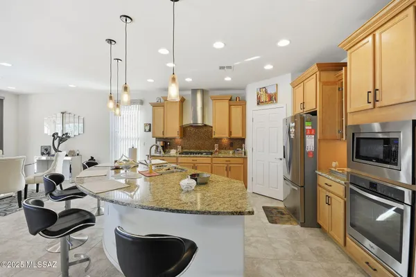 Property Slideshow image 3 of 51 | 13988 e huppenthal blvd, Vail, AZ, 85641