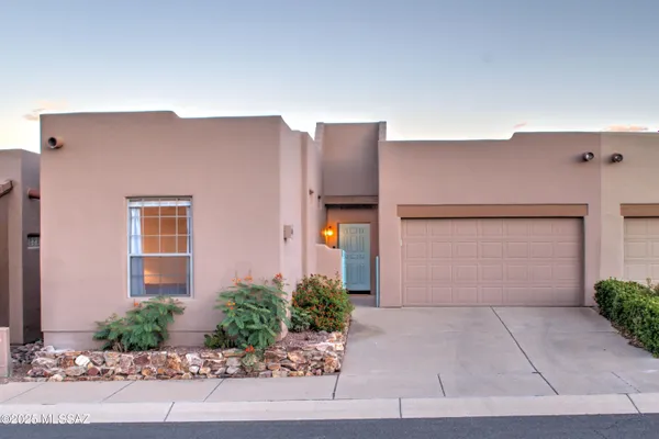 Property Slideshow image 2 of 22 | 3865 s camino del golfista, Green Valley, AZ, 85614