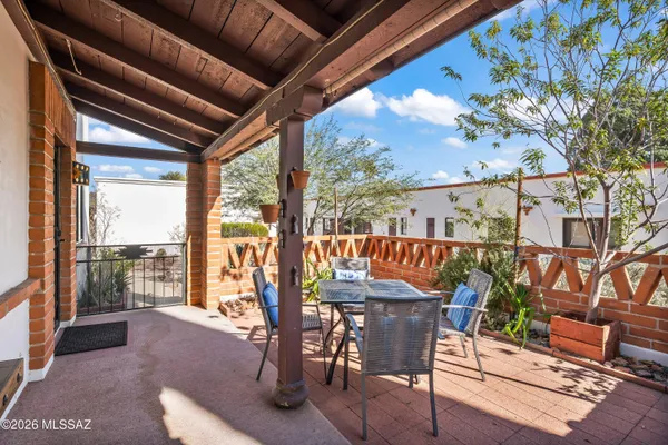 Property Slideshow image 3 of 28 | 320 s paseo cerro d, Green Valley, AZ, 85614
