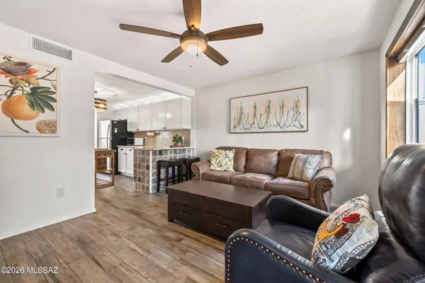 Property Slideshow image 2 of 29 | 320 s paseo cerro d, Green Valley, AZ, 85614