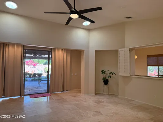 Property Slideshow image 3 of 34 | 7718 w madrigal dr, Tucson, AZ, 85743