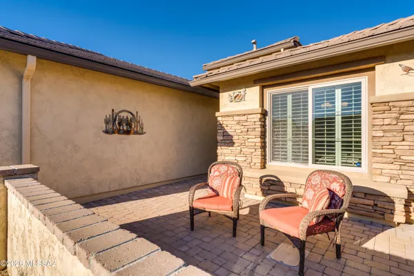 Property Slideshow image 3 of 50 | 2371 e skywalker way, Green Valley, AZ, 85614