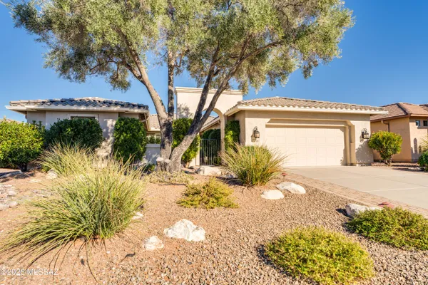 Property Slideshow image 2 of 37 | 1748 n oak hill ln, Green Valley, AZ, 85614