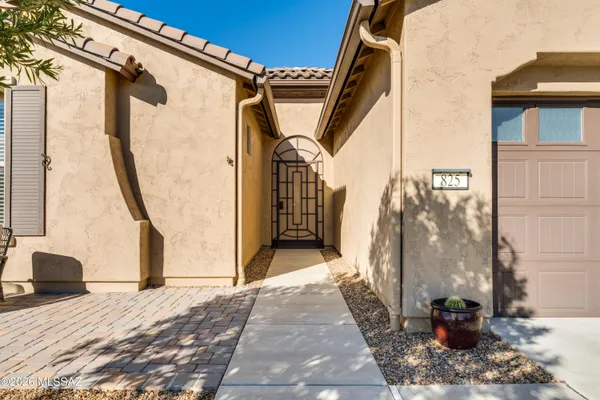 Property Slideshow image 3 of 50 | 825 n copper view dr, Green Valley, AZ, 85614