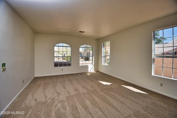 Property Slideshow image 3 of 31 | 63845 e greenbelt ln, Saddlebrooke, AZ, 85739