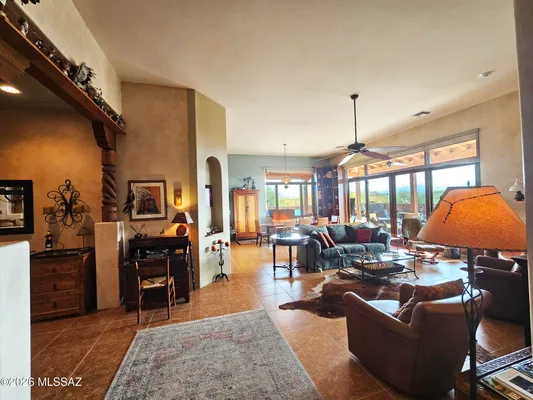 Property Slideshow image 2 of 31 | 950 w placita el cueto, Green Valley, AZ, 85622