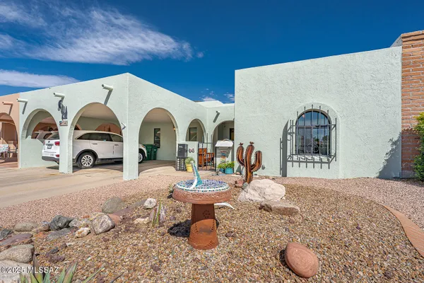 Property Slideshow image 2 of 27 | 1340 n placita parasol, Green Valley, AZ, 85614