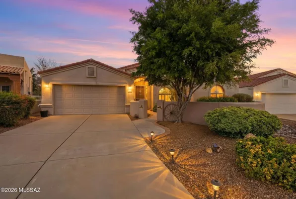 Property Slideshow image 2 of 48 | 2664 s fade dr, Green Valley, AZ, 85614
