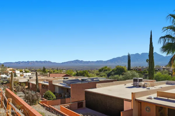 Property Slideshow image 2 of 20 | 1407 w camino calderon, Green Valley, AZ, 85622