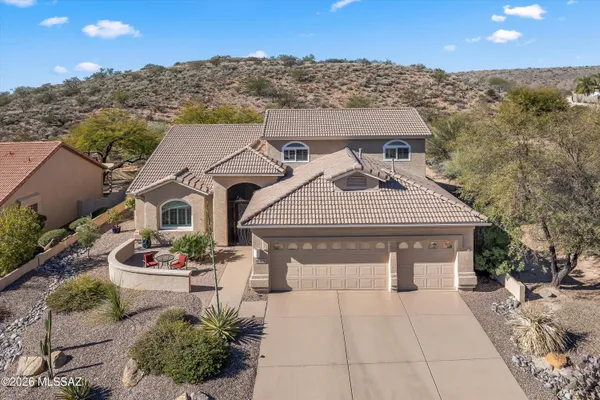 Property Slideshow image 2 of 52 | 38972 s moonwood dr, Tucson, AZ, 85739