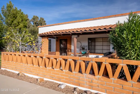 Property Slideshow image 2 of 20 | 277 s paseo pena a, Green Valley, AZ, 85614