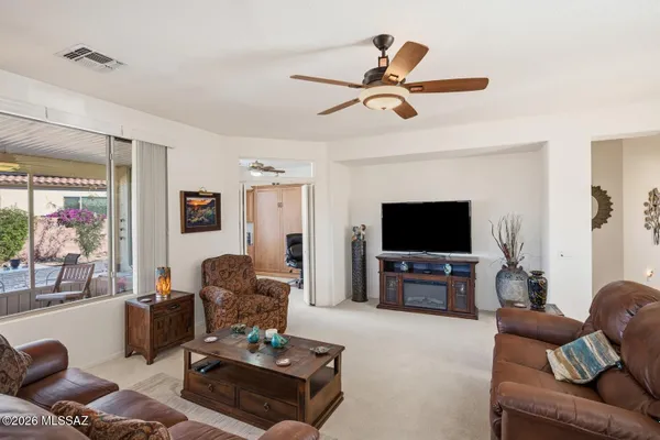 Property Slideshow image 3 of 34 | 9938 n painted rainbow pl, Tucson, AZ, 85743