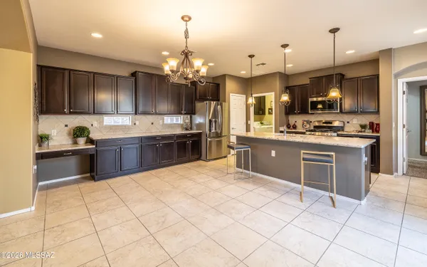 Property Slideshow image 3 of 51 | 14035 e stanhope blvd, Vail, AZ, 85641