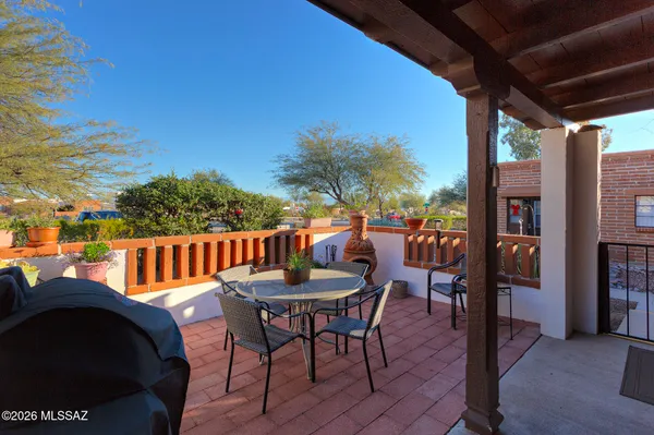 Property Slideshow image 2 of 18 | 507 w esperanza blvd a, Green Valley, AZ, 85614