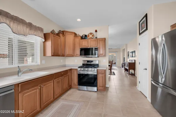 Property Slideshow image 2 of 51 | 314 w calle del estribo, Sahuarita, AZ, 85629