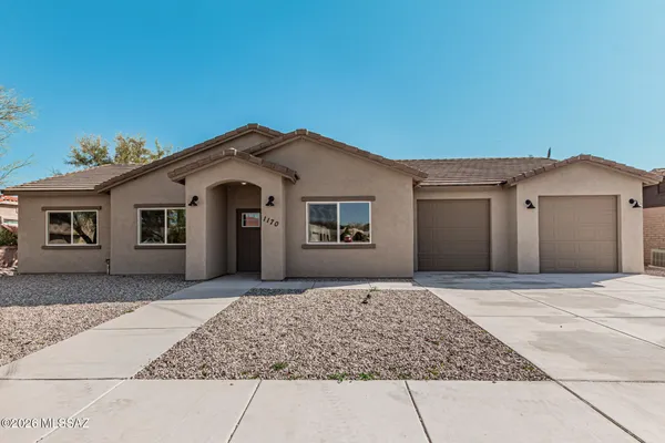 Property Slideshow image 2 of 33 | 1170 n la canoa, Green Valley, AZ, 85614