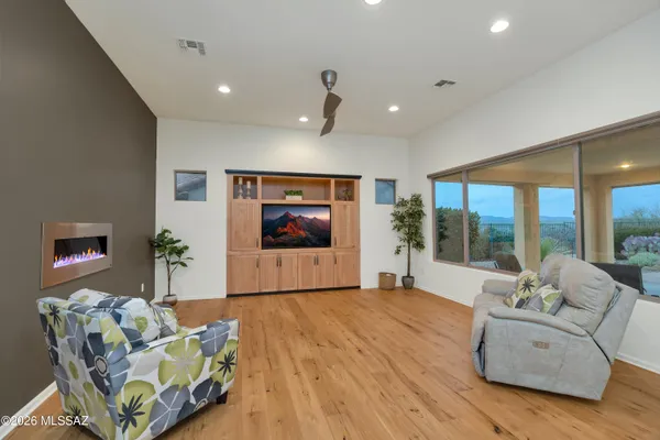 Property Slideshow image 3 of 49 | 32408 s egret trl, Oracle, AZ, 85623