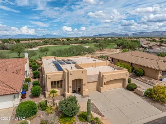 Property Slideshow image 2 of 41 | 2303 e desert pueblo pass, Green Valley, AZ, 85614