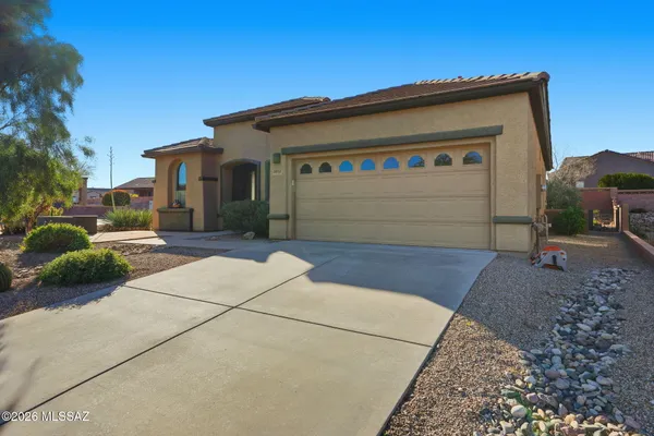 Property Slideshow image 3 of 41 | 5812 s azure vista way, Green Valley, AZ, 85622