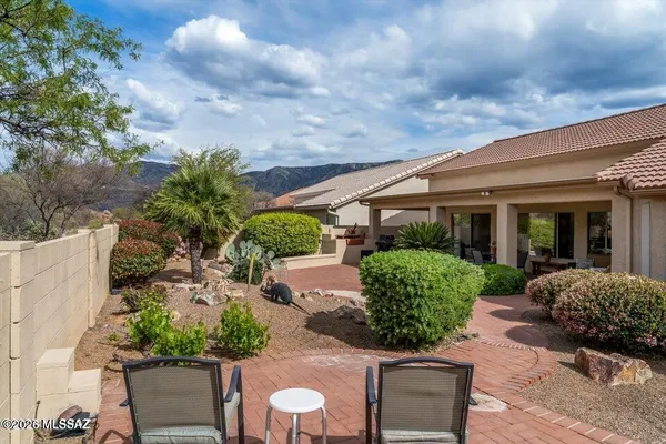 Property Slideshow image 2 of 35 | 63722 e desert peak dr, Tucson, AZ, 85739