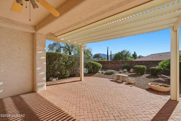 Property Slideshow image 2 of 36 | 846 e royal ridge dr, Oro Valley, AZ, 85755