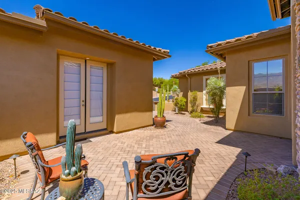 Property Slideshow image 3 of 46 | 66120 e catalina hills dr, Tucson, AZ, 85739