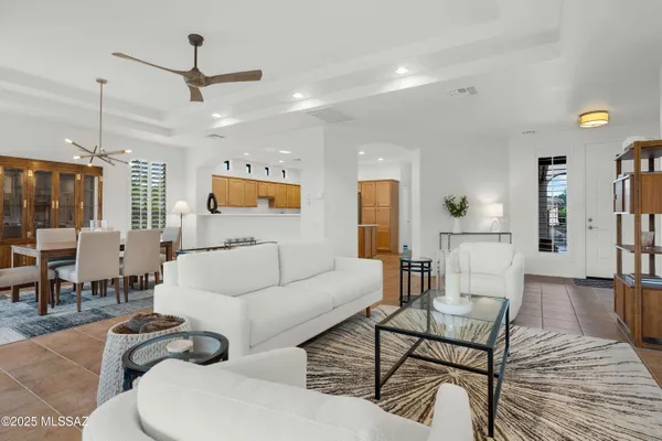 Property Slideshow image 3 of 37 | 37741 s hill side dr, Saddlebrooke, AZ, 85739