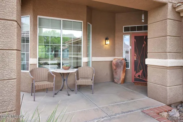 Property Slideshow image 3 of 38 | 13575 n holly grape dr, Marana, AZ, 85658