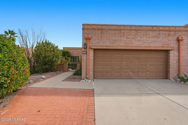 Property Slideshow image 2 of 38 | 3431 s placita del acacote, Green Valley, AZ, 85622