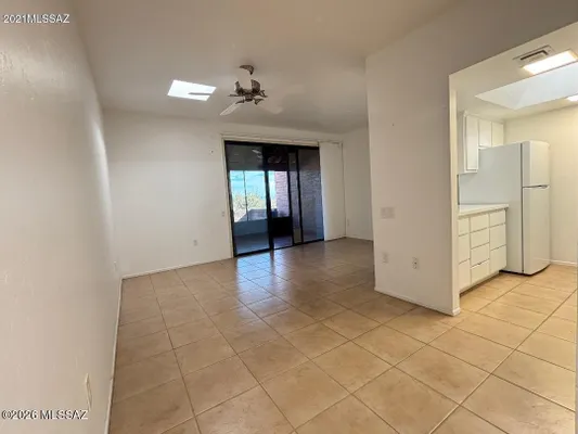 Property Slideshow image 3 of 20 | 1364 w desert hills dr, Green Valley, AZ, 85622